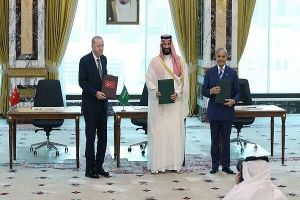 برگزاری نشست مشترک عربستان، پاکستان و ترکیه در ریاض